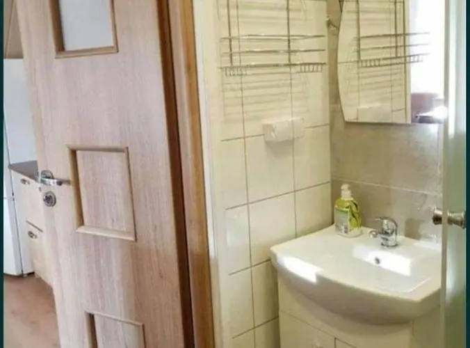 شقة Mieszkanie B Lowiczki